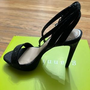 Gianni bini- zinna in black, size 6.5, NEW